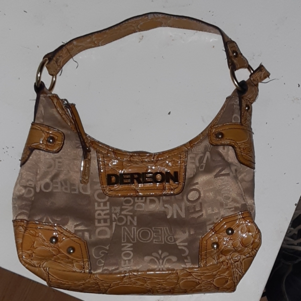 Dereon handbag